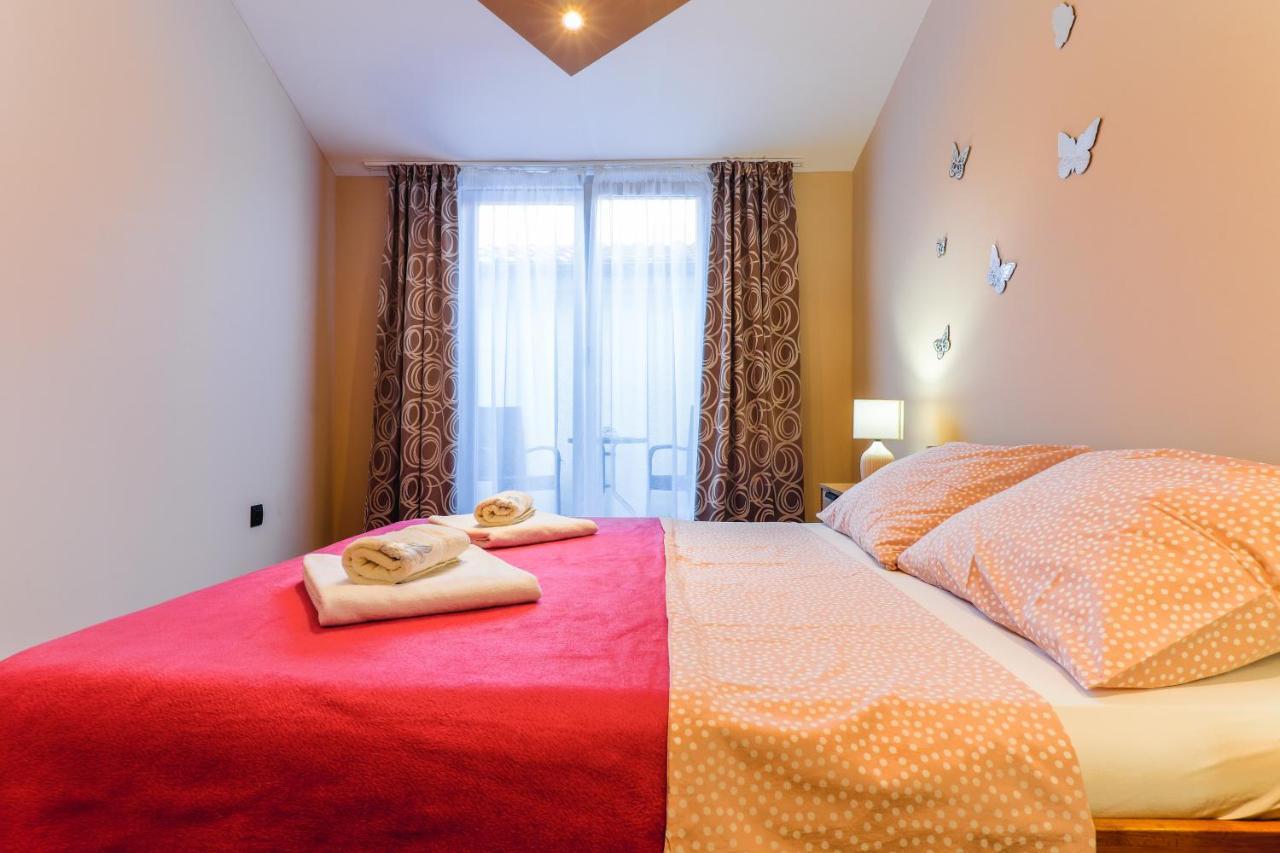 Apartman Lena Врсар Экстерьер фото